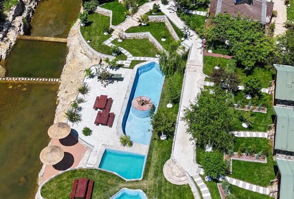 Sosyete Cobani Dogal Yasam Oteli