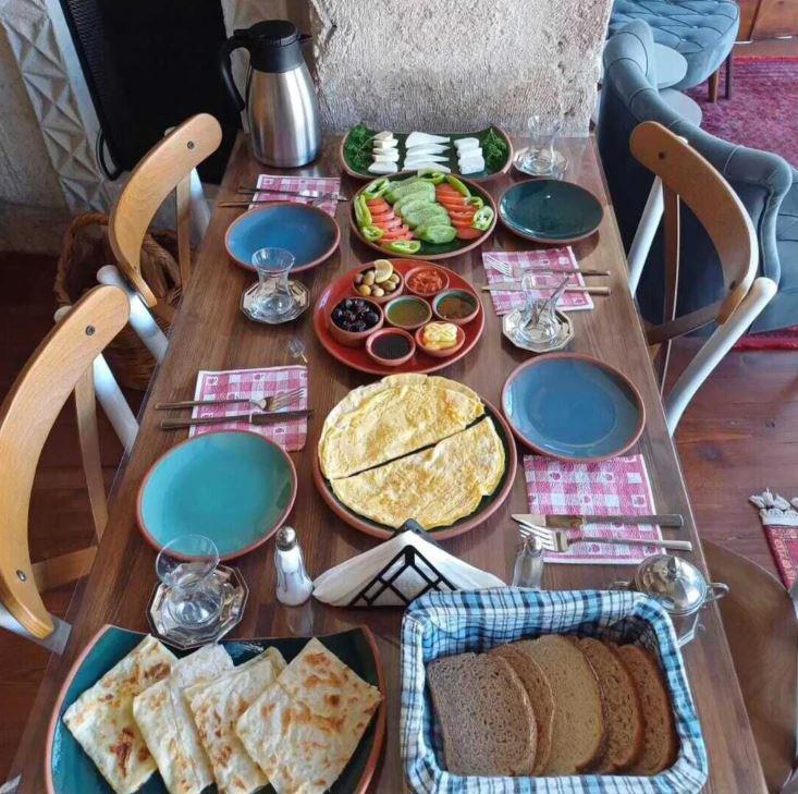 Cappadocia Deep Cave House