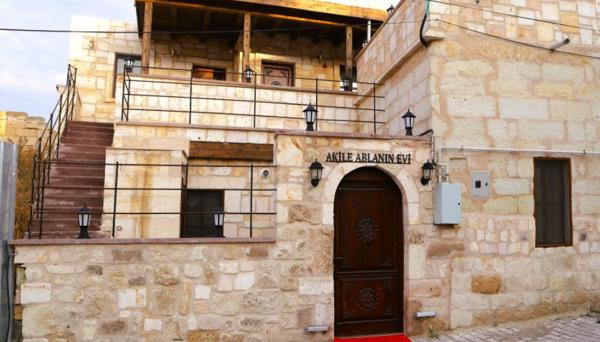 Akile Ablanın Evi