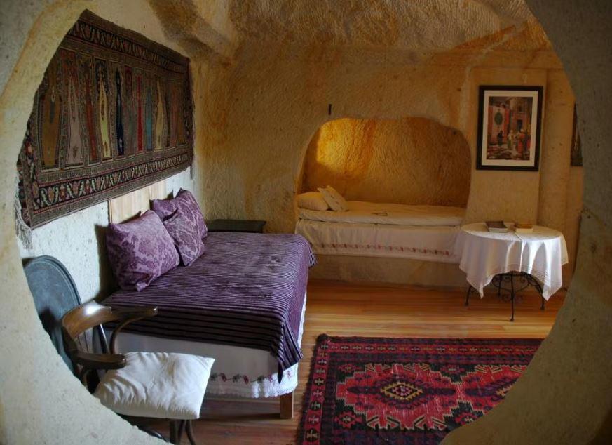 Elkepevi Cave Houses