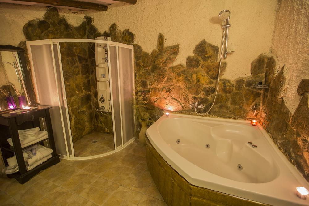 Hotel Karlık Evi