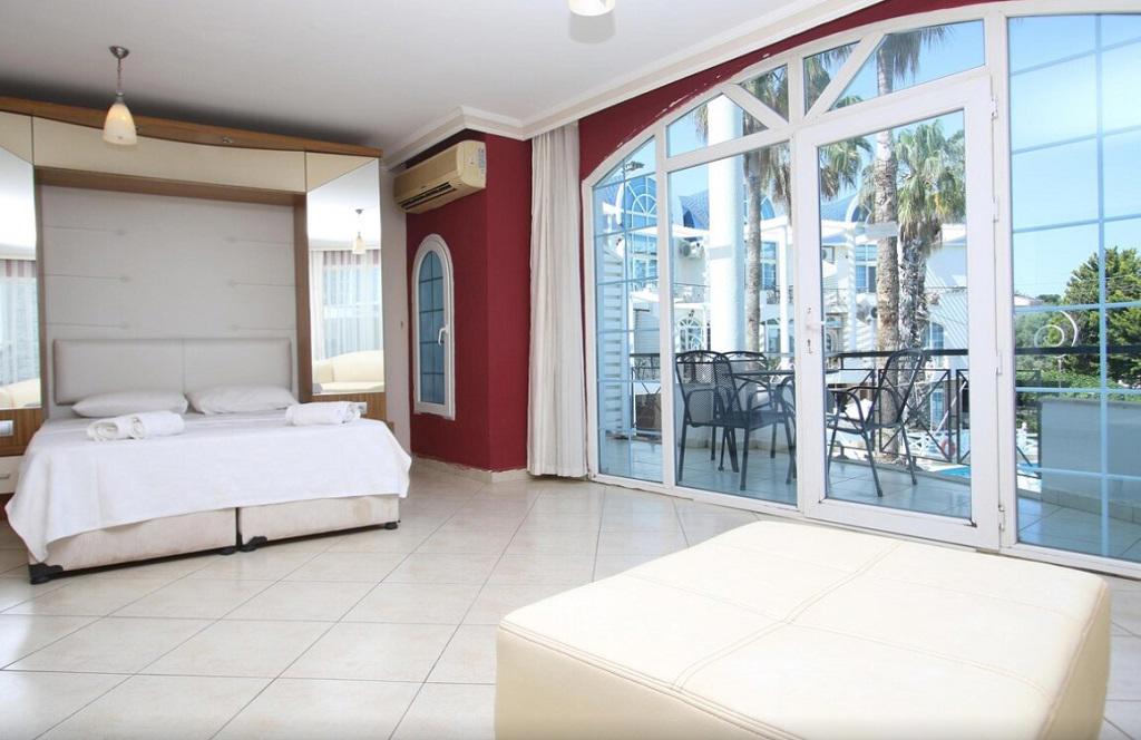 Seahorse Deluxe & Residences
