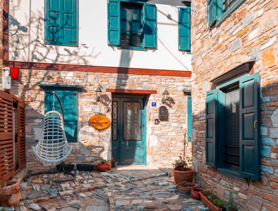 Domatia Stone Hotel