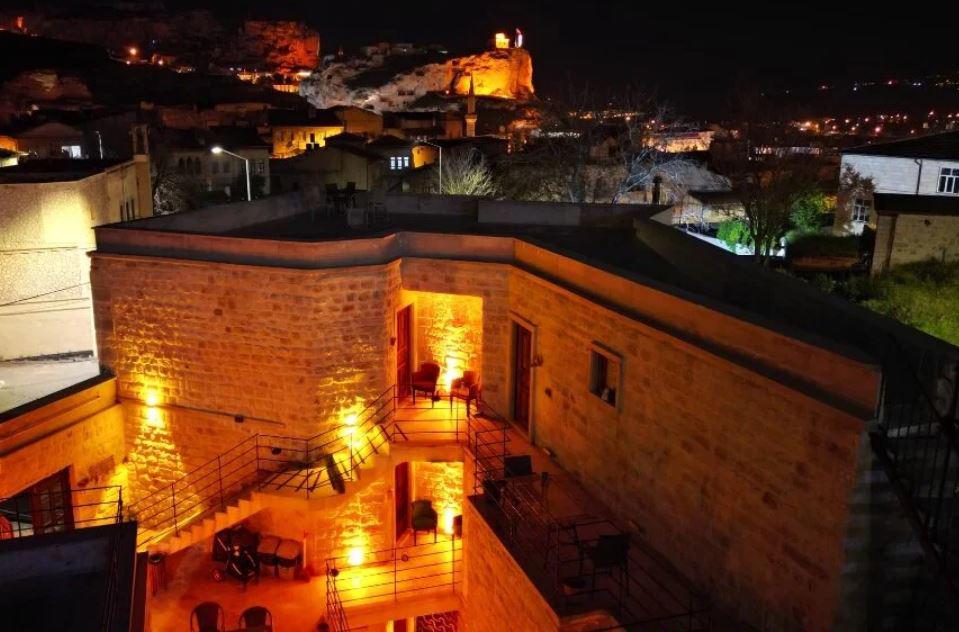 Cappatria Cave House