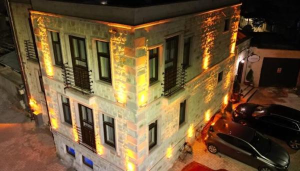 Cappatria Cave House