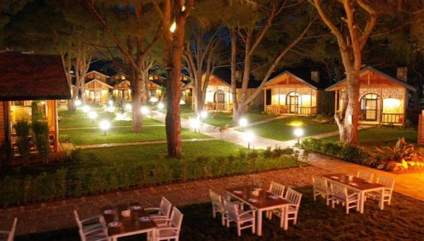 Pino Mar Luxury Bungalows