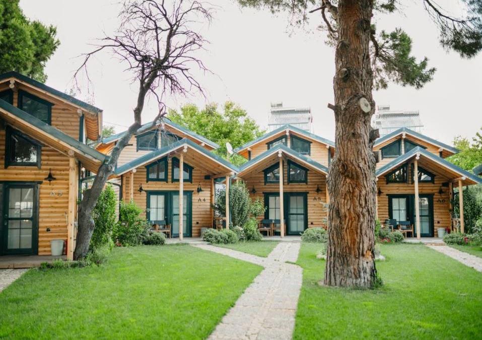 Pino Mar Luxury Bungalows