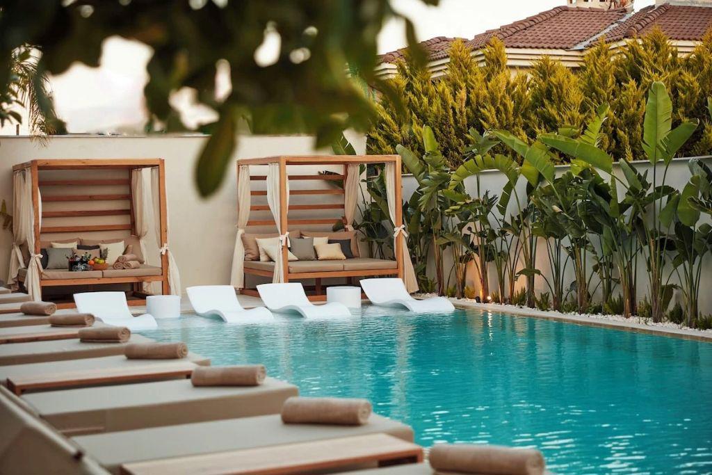 Venzi Ayayorgi Hotel Adult (+15)