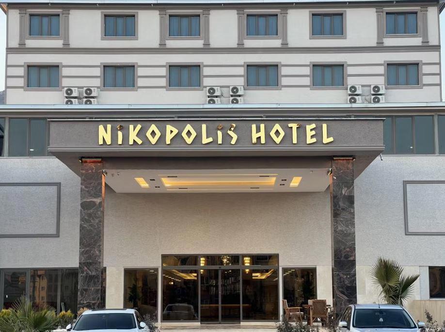 Nikopolis Hotel