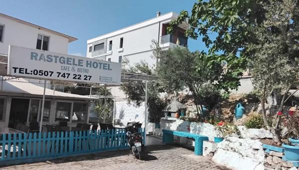 Rastgele Otel Cafe & Bistro Sığacık