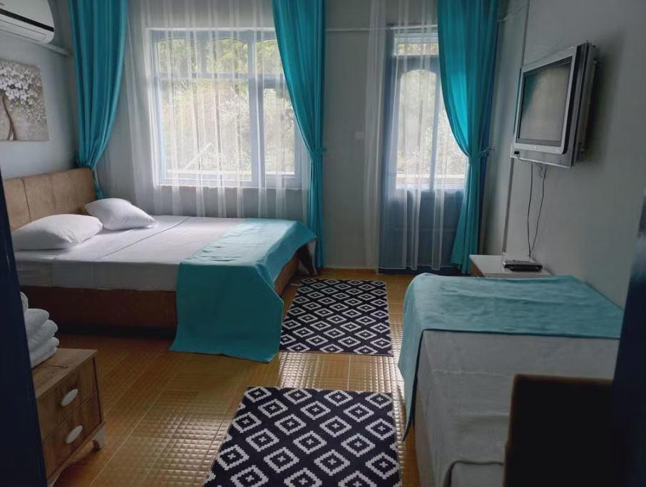 Rastgele Otel Cafe & Bistro Sığacık