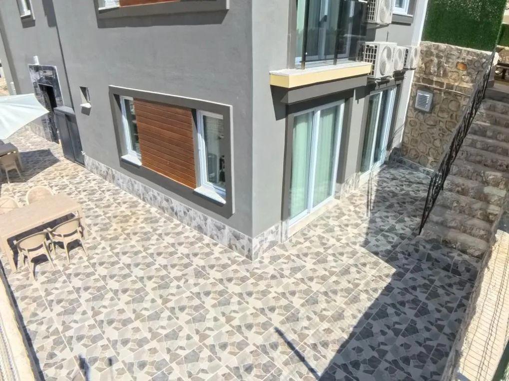 Hillfort Suites Apart Otel