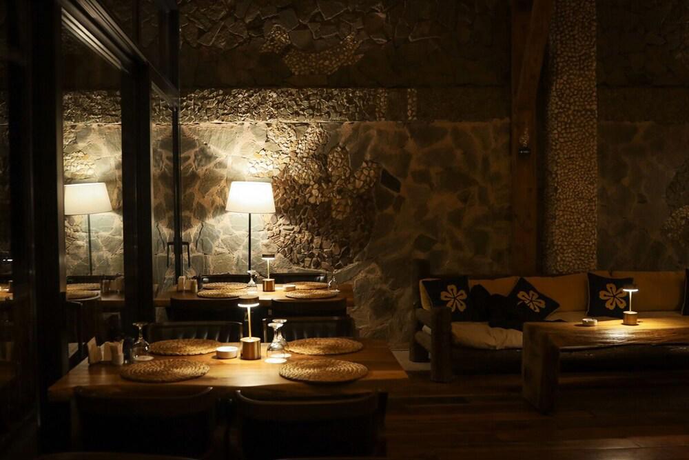 Zifin Hotel