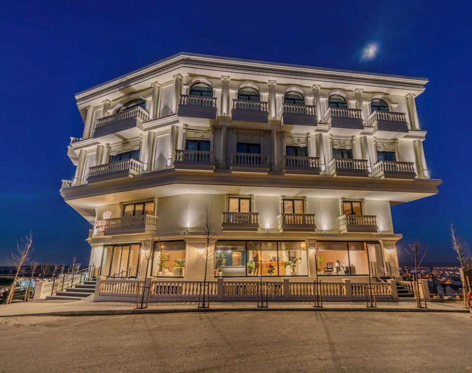 Nenessa Airport Hotel