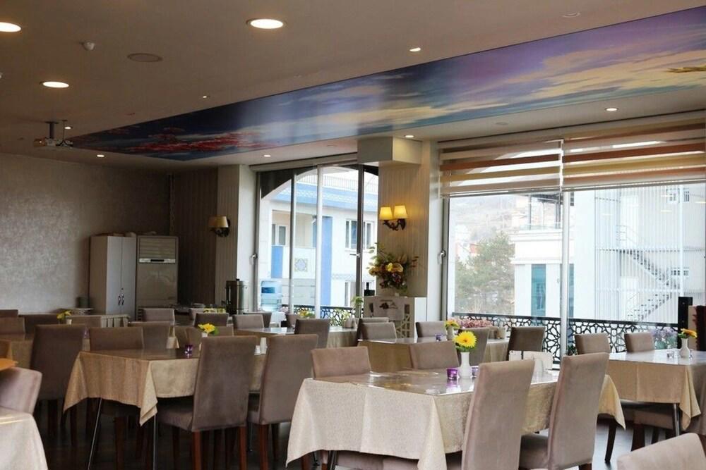 Colonia Park Otel