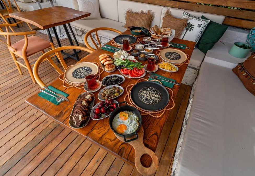 Hatica By Fora Alaçatı