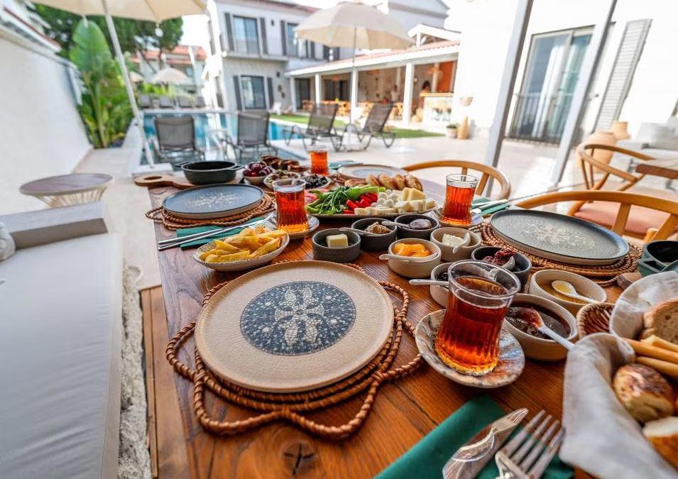 Hatica By Fora Alaçatı