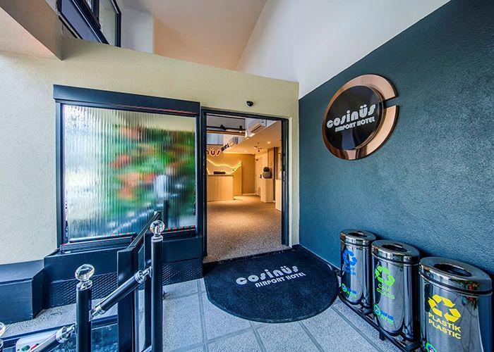 Cosinus Airport Hotel