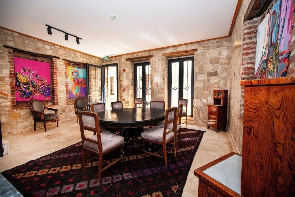 Urla Atrium Suites