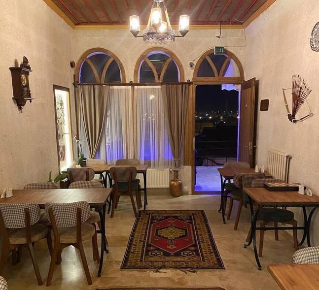 Zuwinasa House