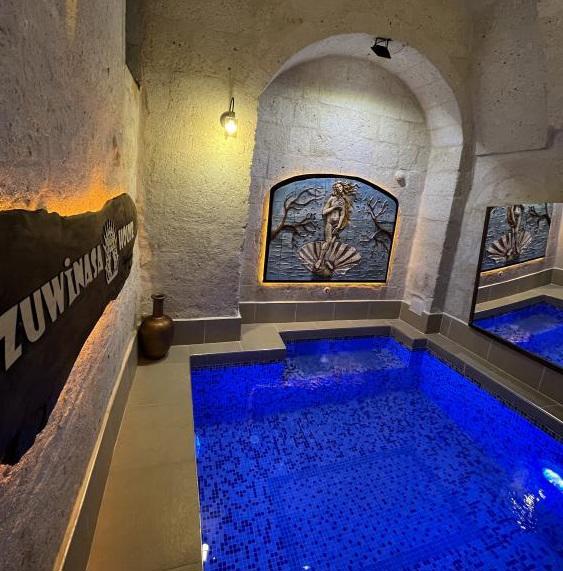 Zuwinasa House