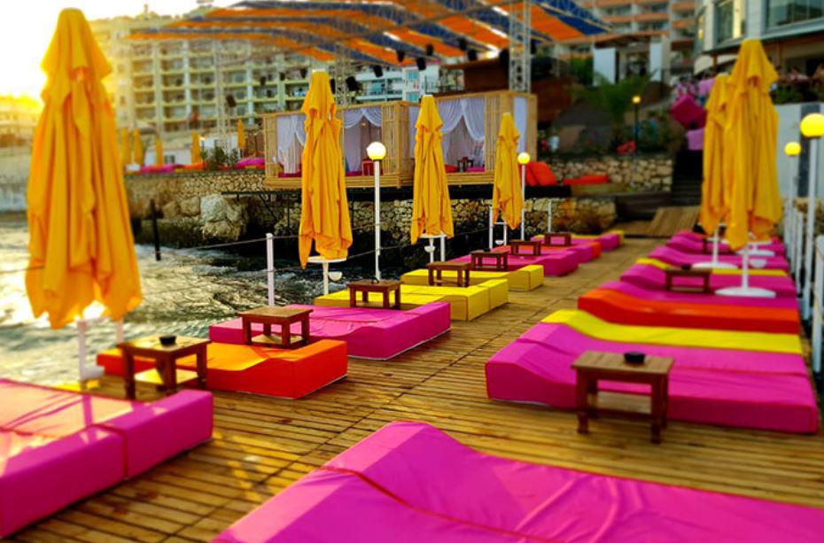 Roxo Beach Hotel