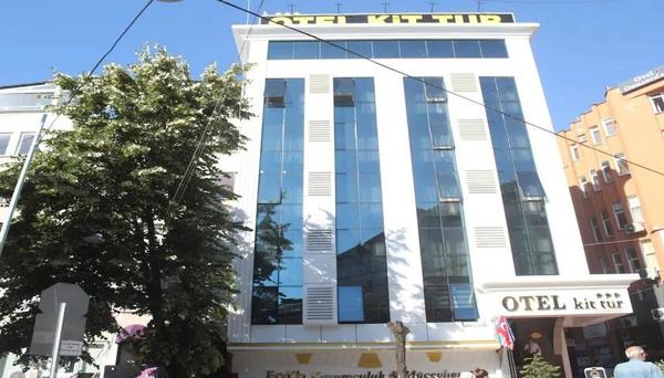 Kit Tur Hotel