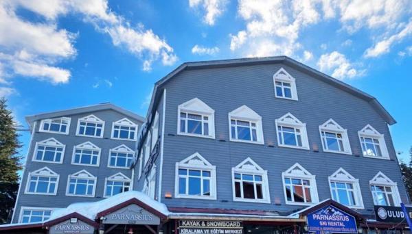 Parnassius Hotel