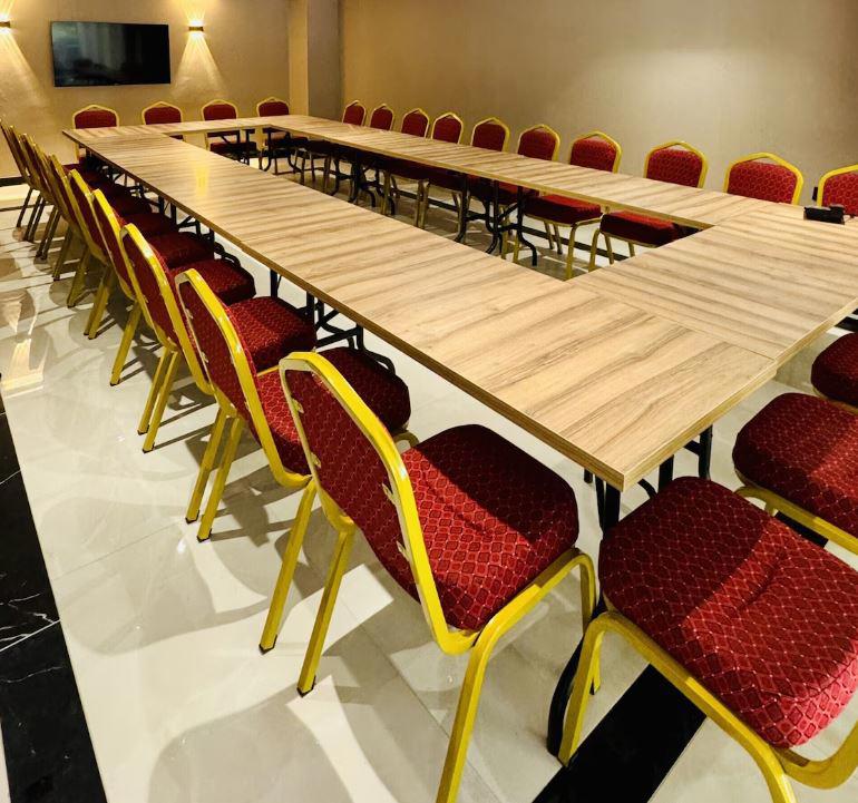 Karaca Hotel Van