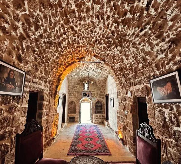 Arev Otel