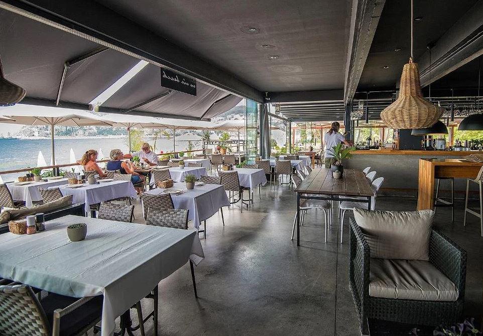 En Vie Beach Main Building