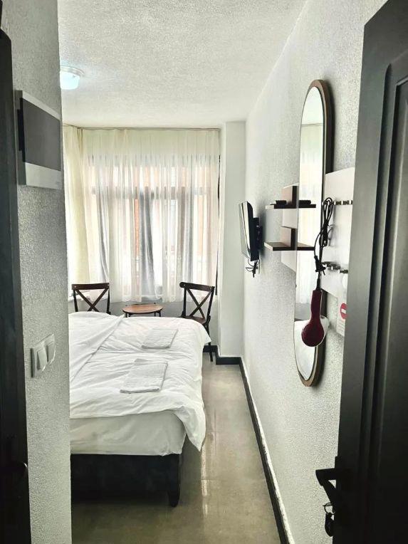 Noya Suites