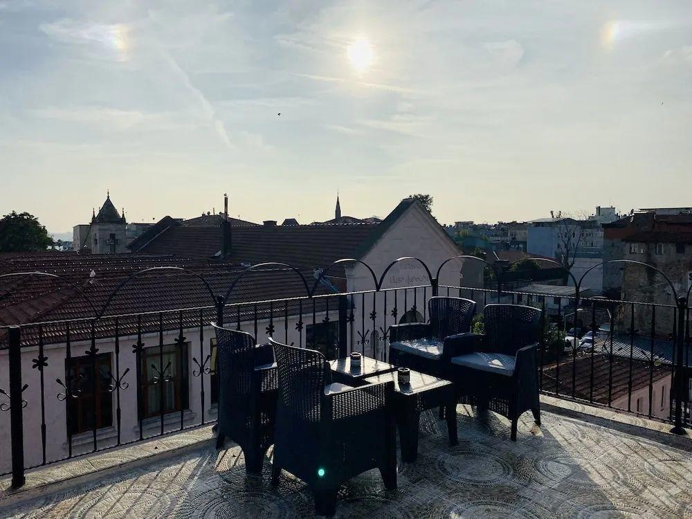 Stylish Hotel Old City