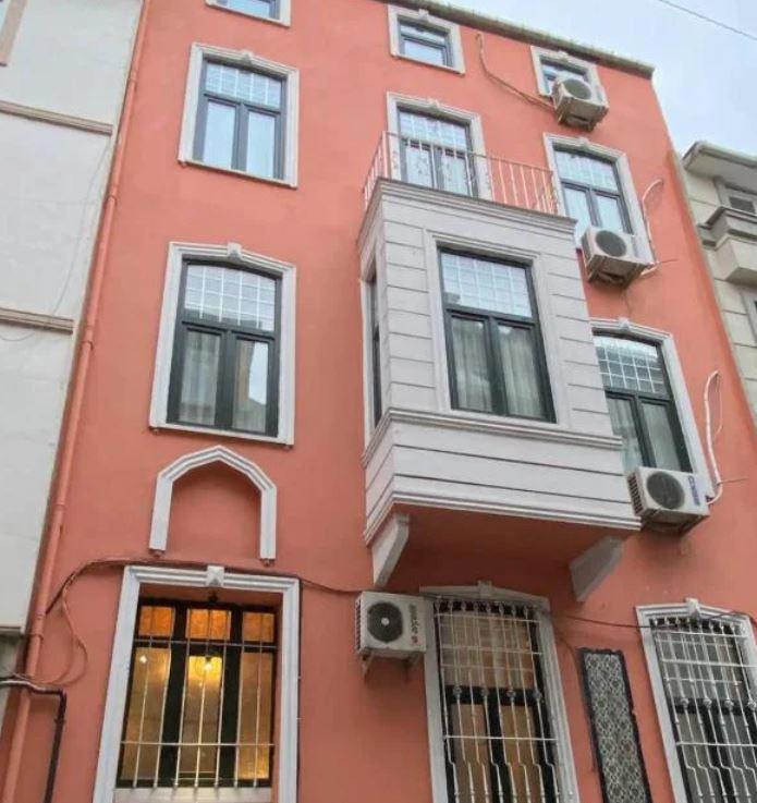 Le Antique 1892 Istanbul