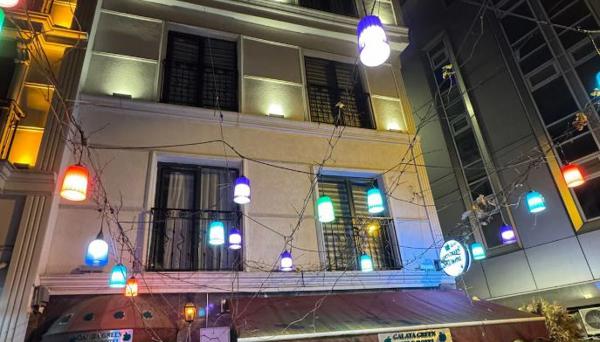 Galatagreenapple Hotel