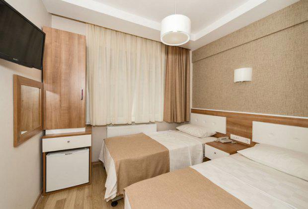 Metrohill Hotel