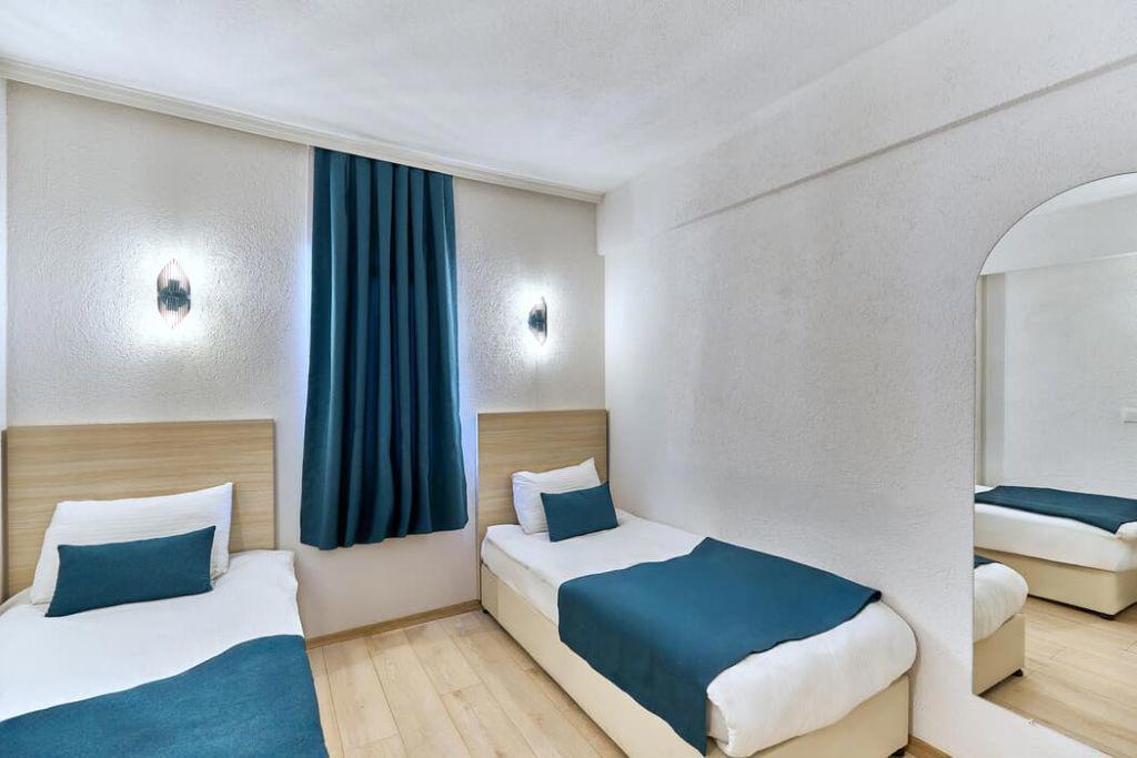 Mia Hill Suites