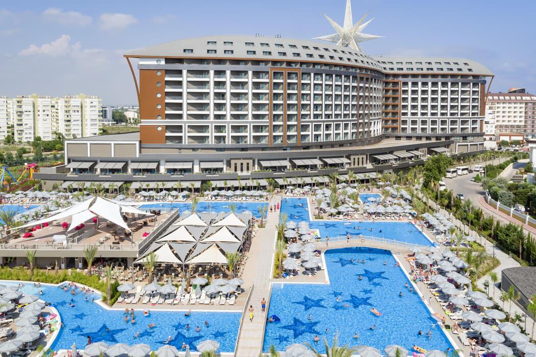 Royal Seginus Hotel