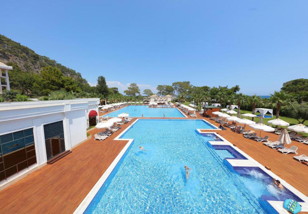 Juju Premier Palace