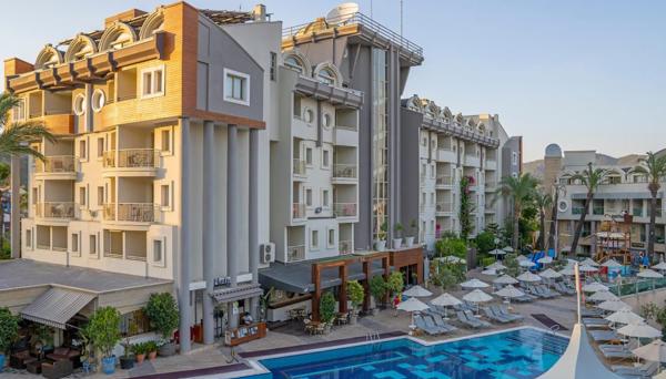 Grand Cettia Hotel