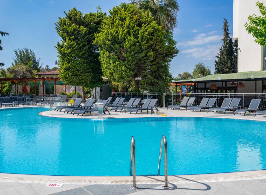 Marbel Hotel By Palmwings
