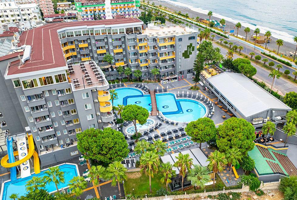 Senza Grand Santana Hotel