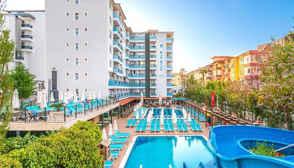 Club Big Blue Suite Hotel