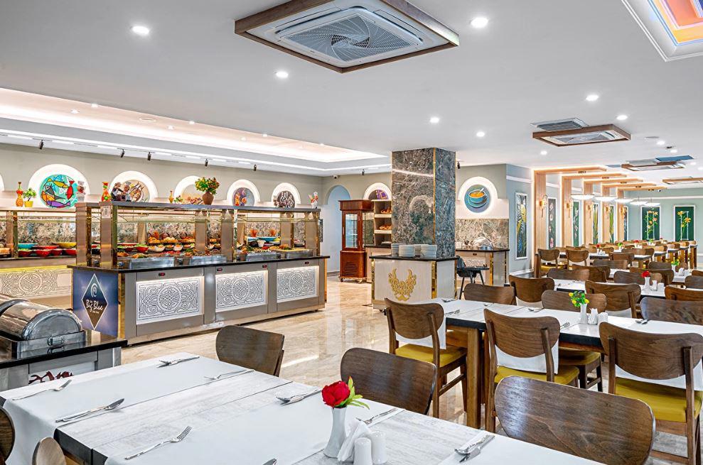 Club Big Blue Suite Hotel