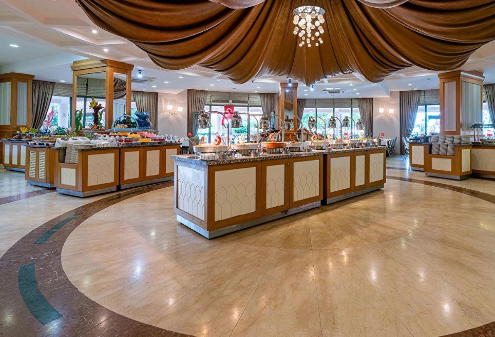 Palmeras Beach Hotel