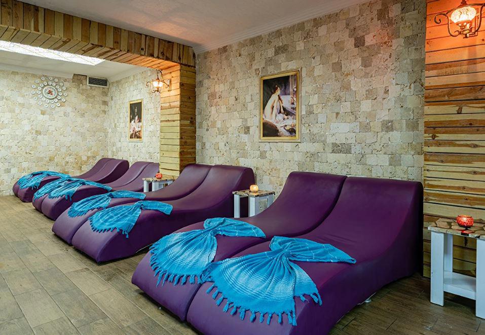 Palmeras Beach Hotel