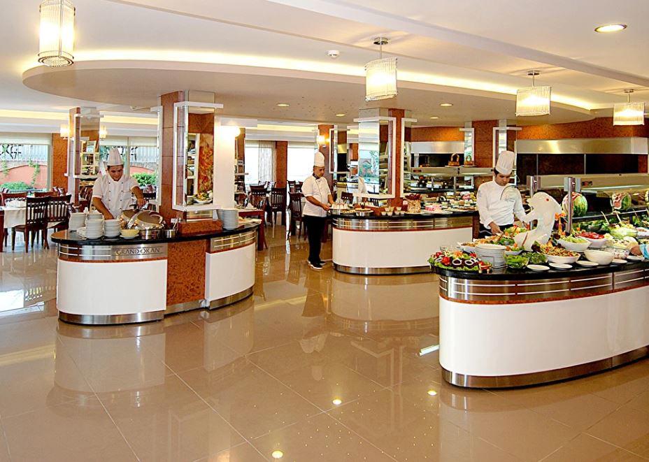 Grand Okan Hotel