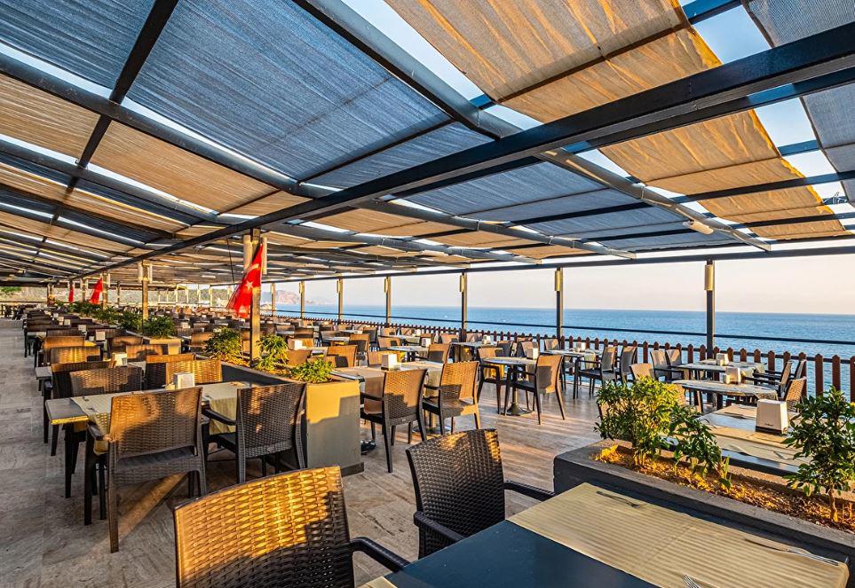 Senza Garden Holiday Club