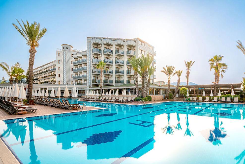 Caretta Beach Hotel