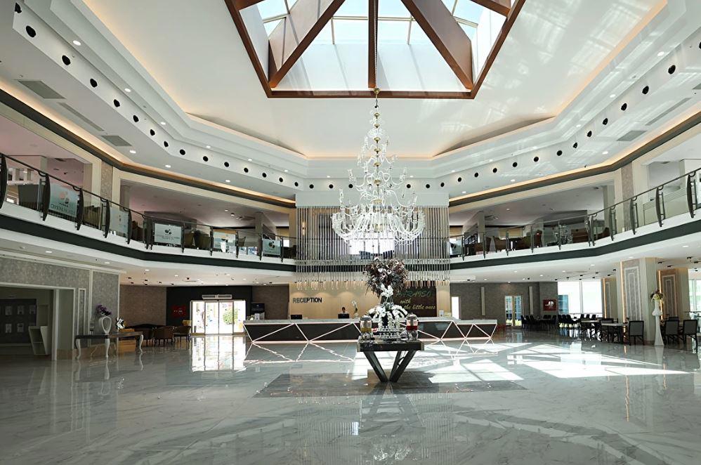 Crystal Paraiso Aqua Collection